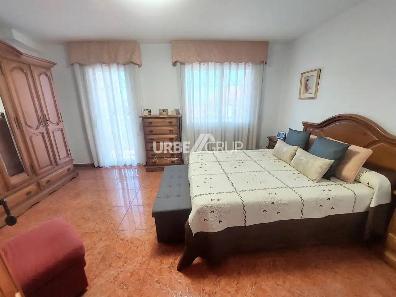 Habitación de Casa o chalet en venta en Olesa de Montserrat con Aire acondicionado, Calefacción y Jardín privado