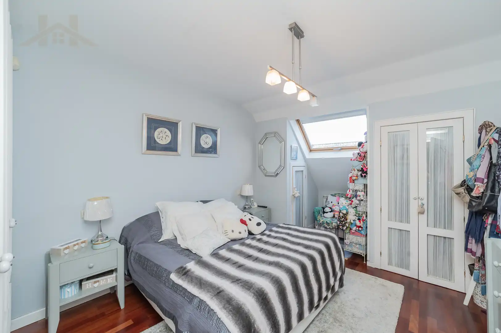 Habitación de Dúplex en venta en Torrelodones con Aire acondicionado, Calefacción y Jardín privado