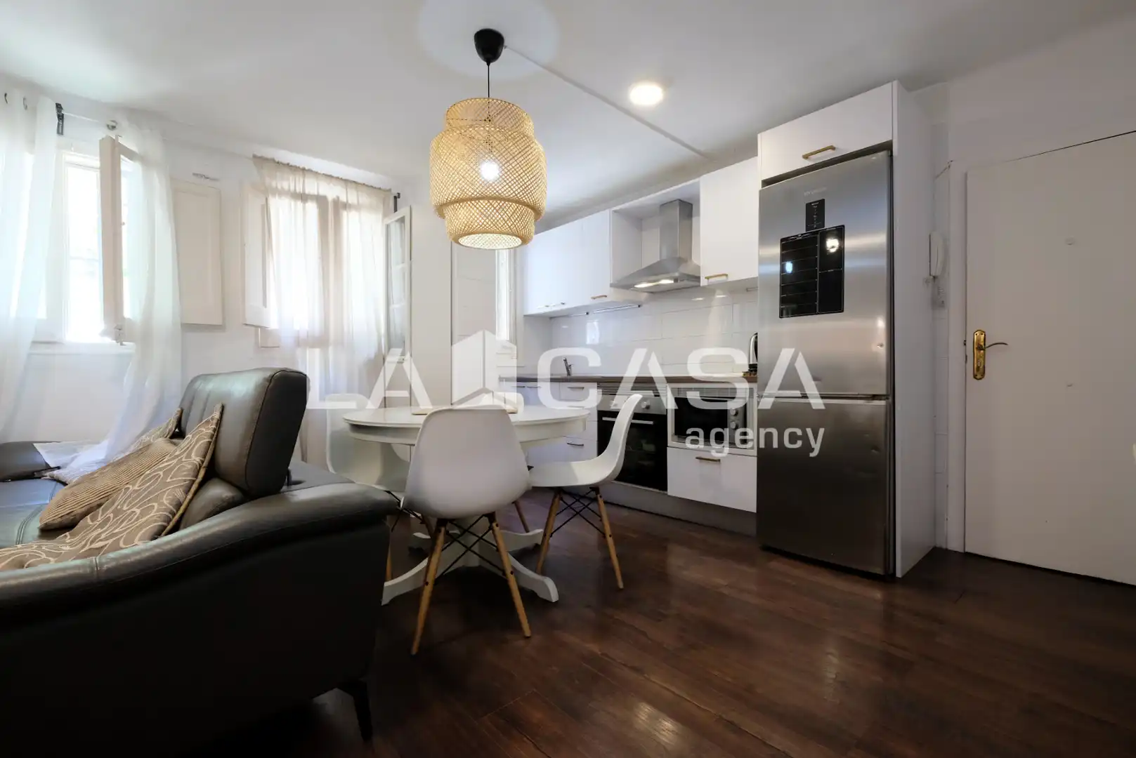 Cocina de Piso en venta en Barcelona con Calefacción, Parquet y Horno