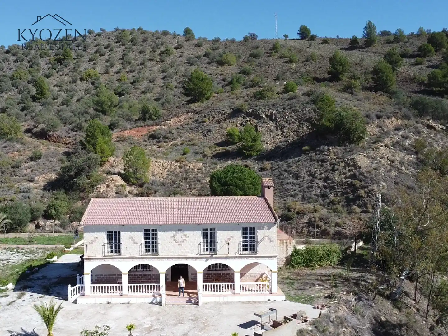Vista exterior de Finca rústica en venda en Málaga amb Calefacció, Jardí privat i Terrassa
