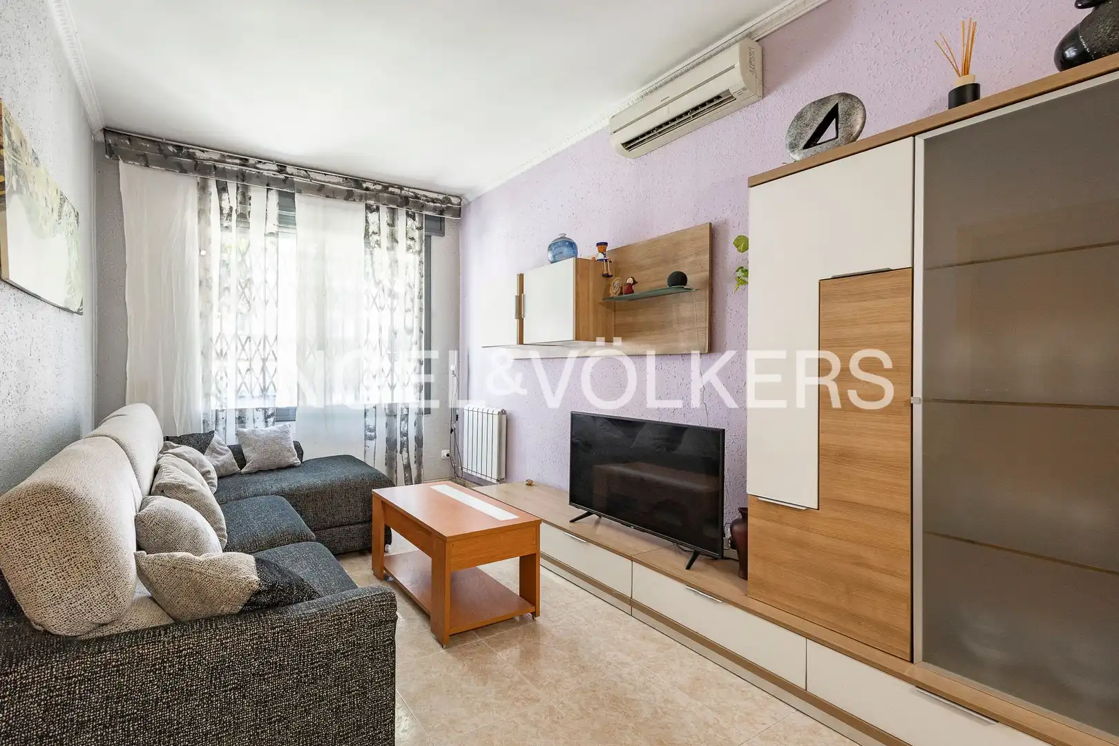 Living room of Flat for sale in Sant Andreu de la Barca  with Heating and Private garden