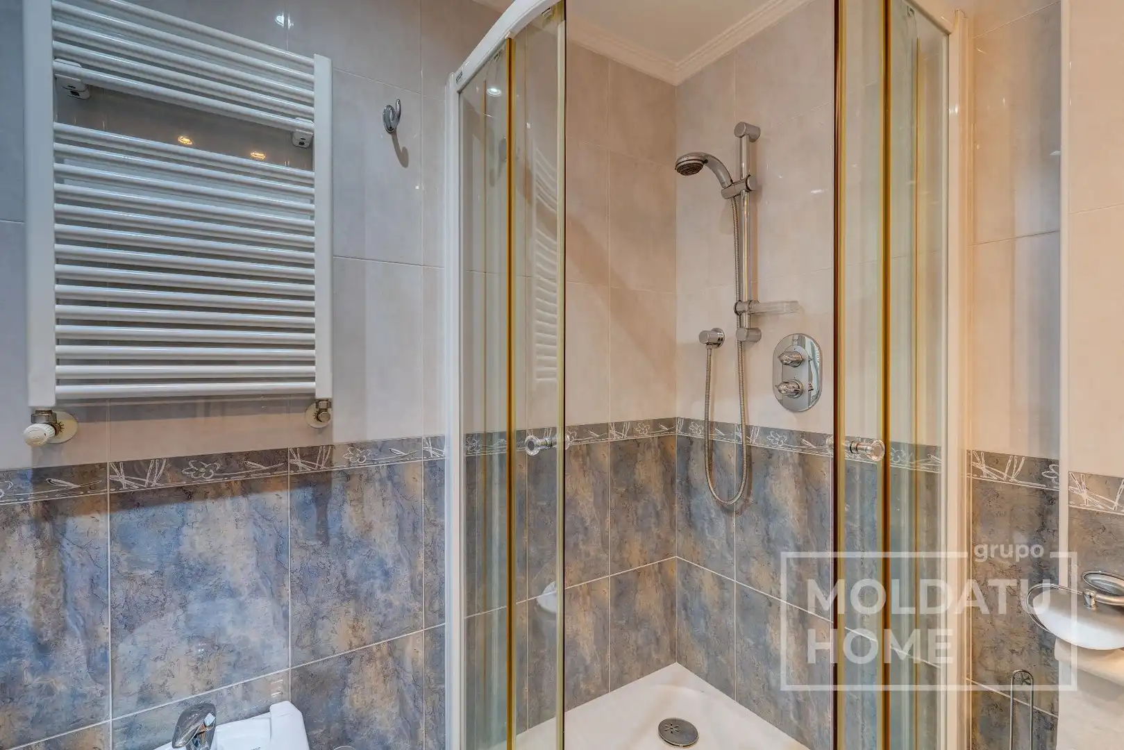 Badezimmer von Wohnung zum Verkauf in Donostia - San Sebastián  mit Heizung, Terrasse und Abstellraum