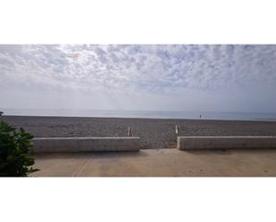 Vista exterior de Planta baixa en venda en Estepona