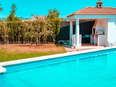 Casa rústica amb piscina en venda a Periurbano Oeste - Sierra
