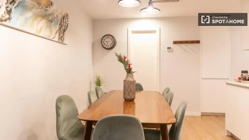 Appartamento con terrazza in affitto a Centro, imagen 18