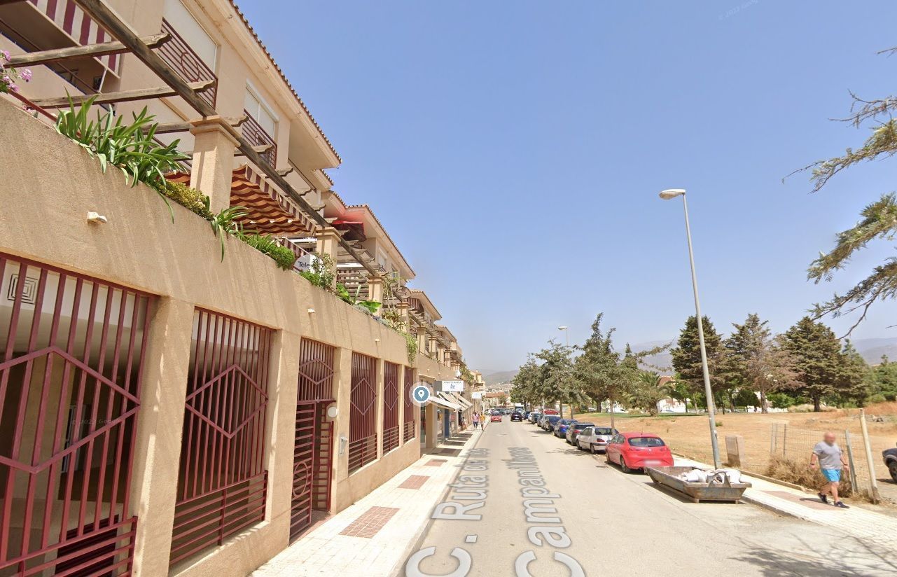 Vista exterior de Dúplex en venda en Vélez-Málaga