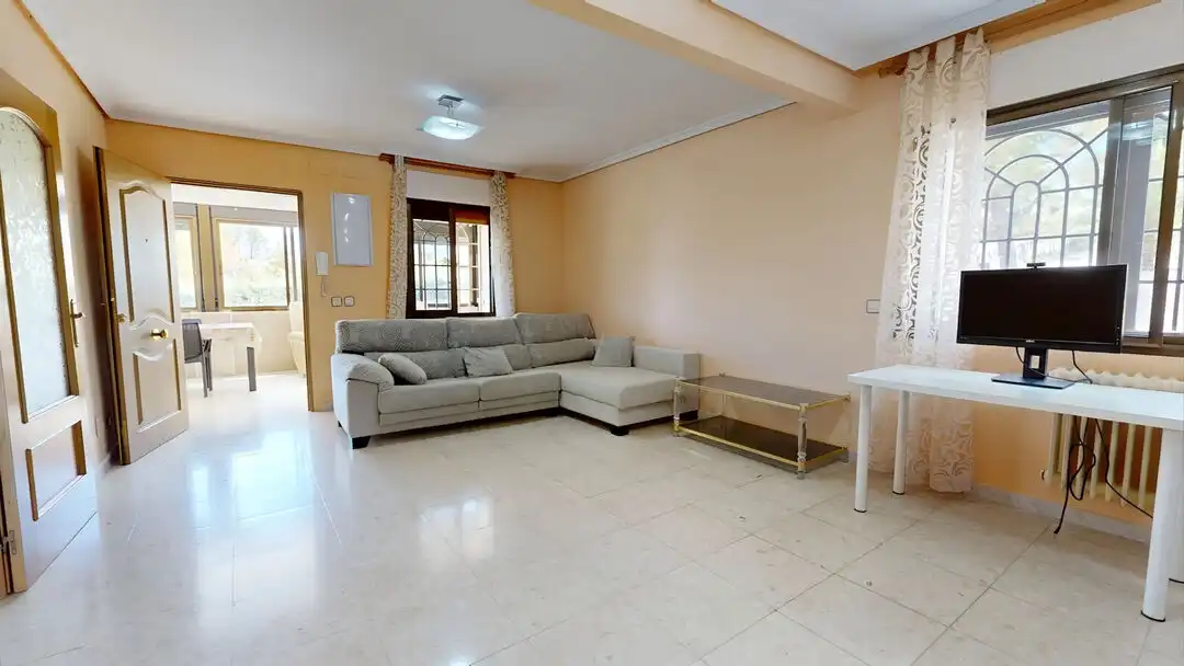 Sala de estar de Casa o chalet en venta en Valdelaguna con Aire acondicionado, Calefacción y Terraza