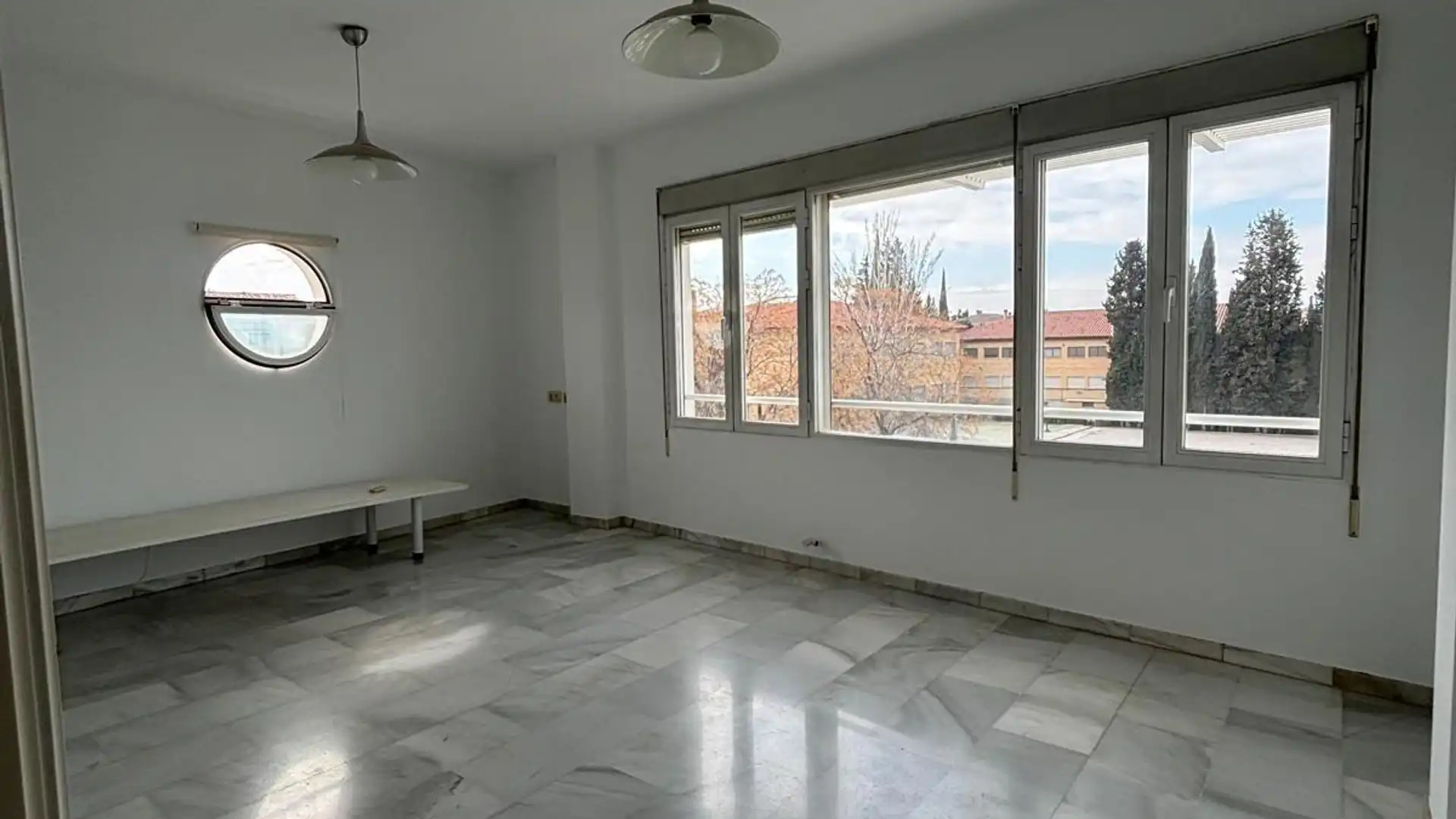 Sala de estar de Piso de alquiler en  Granada Capital
