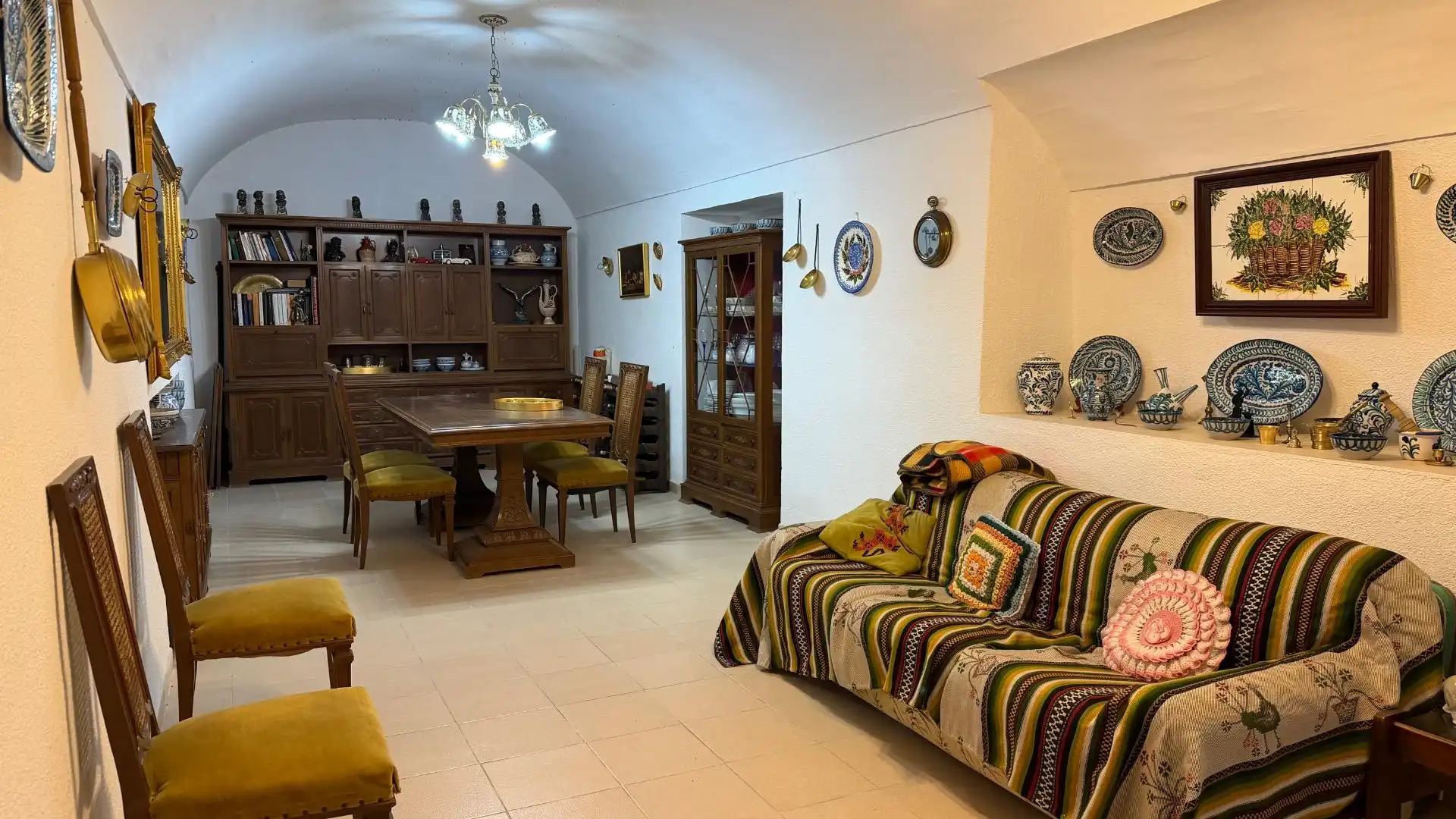 Comedor de Finca rústica en venta en Cúllar