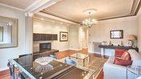Sala d'estar de Pis en venda en  Barcelona Capital amb Aire condicionat i Parquet