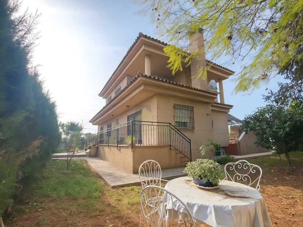 Vista exterior de Casa o xalet en venda en Lorca