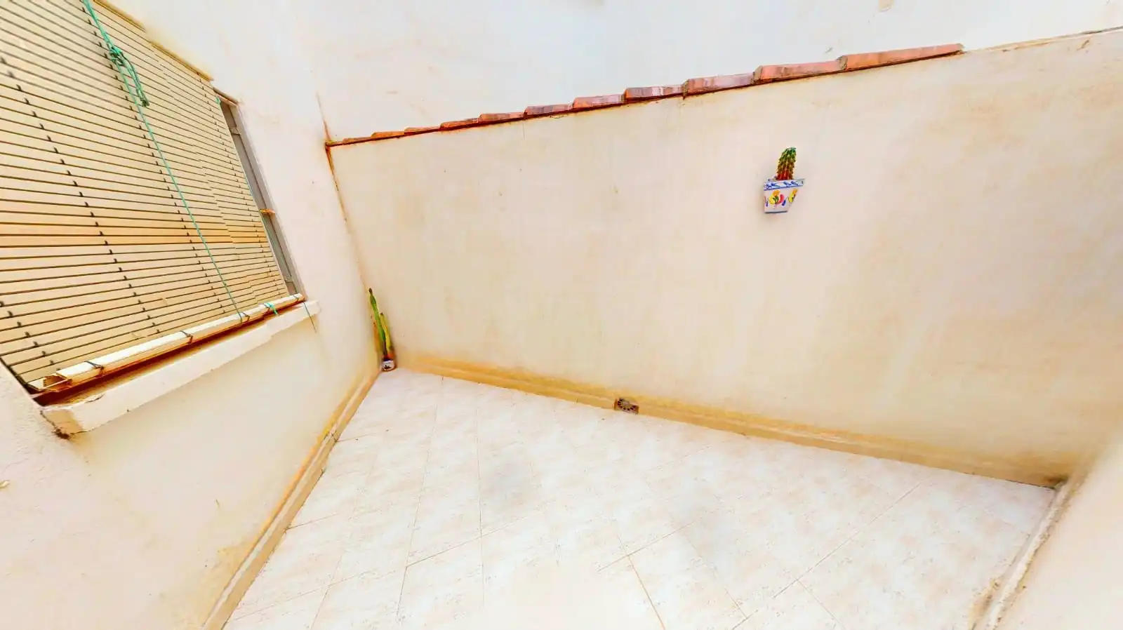 Piso en venta en Torrevieja con Aire acondicionado, Terraza y Amueblado