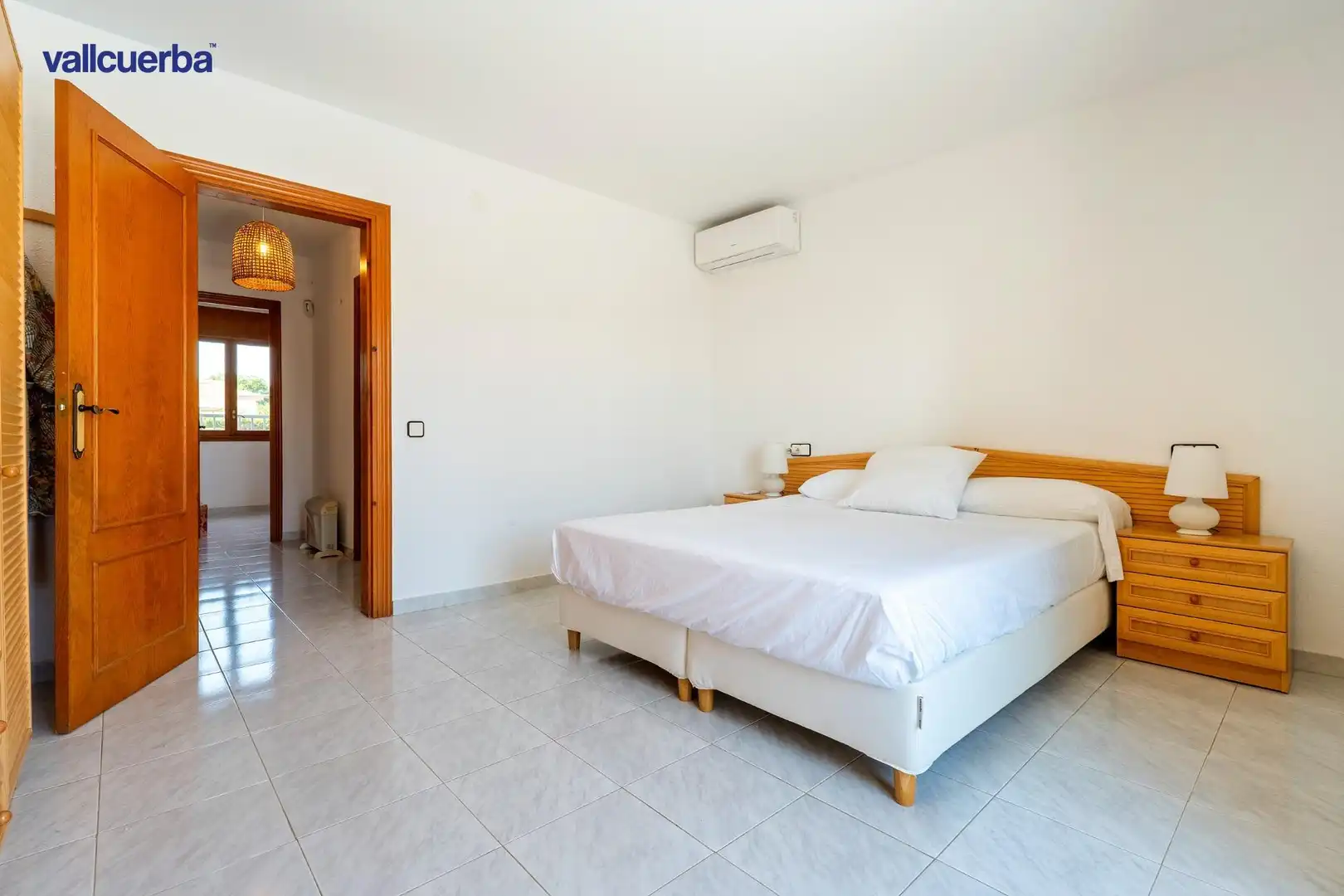 Dormitori de Casa adosada en venda en Cambrils amb Aire condicionat, Calefacció i Jardí privat