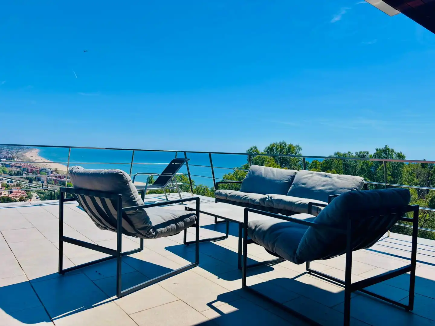 Terrace of Detached homes for rent in Sitges  with Air Conditioner, Heating and Parquet flooring