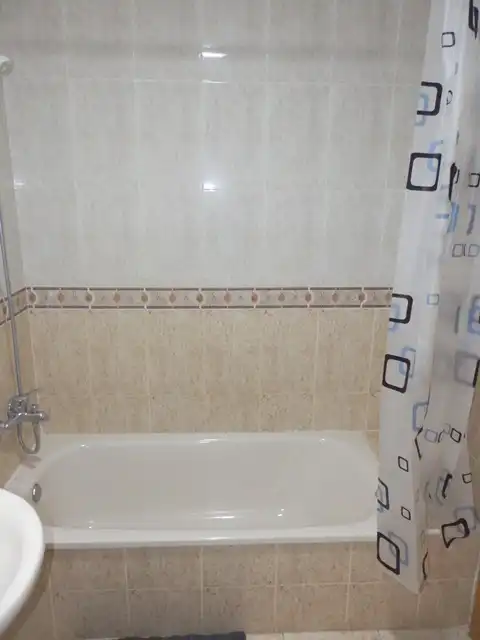 Bathroom of Flat for rent in Valencia  with Furnished, Oven and Washing machine