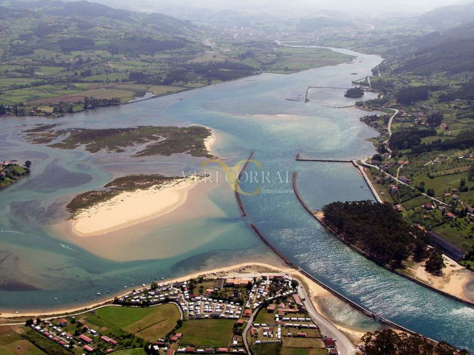 Building for sale in Tazones - Argüero