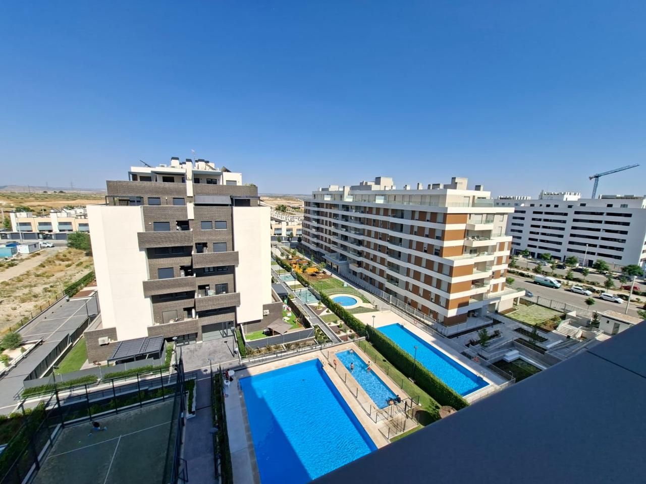 Piscina de Pis de lloguer en  Madrid Capital amb Aire condicionat, Calefacció i Terrassa