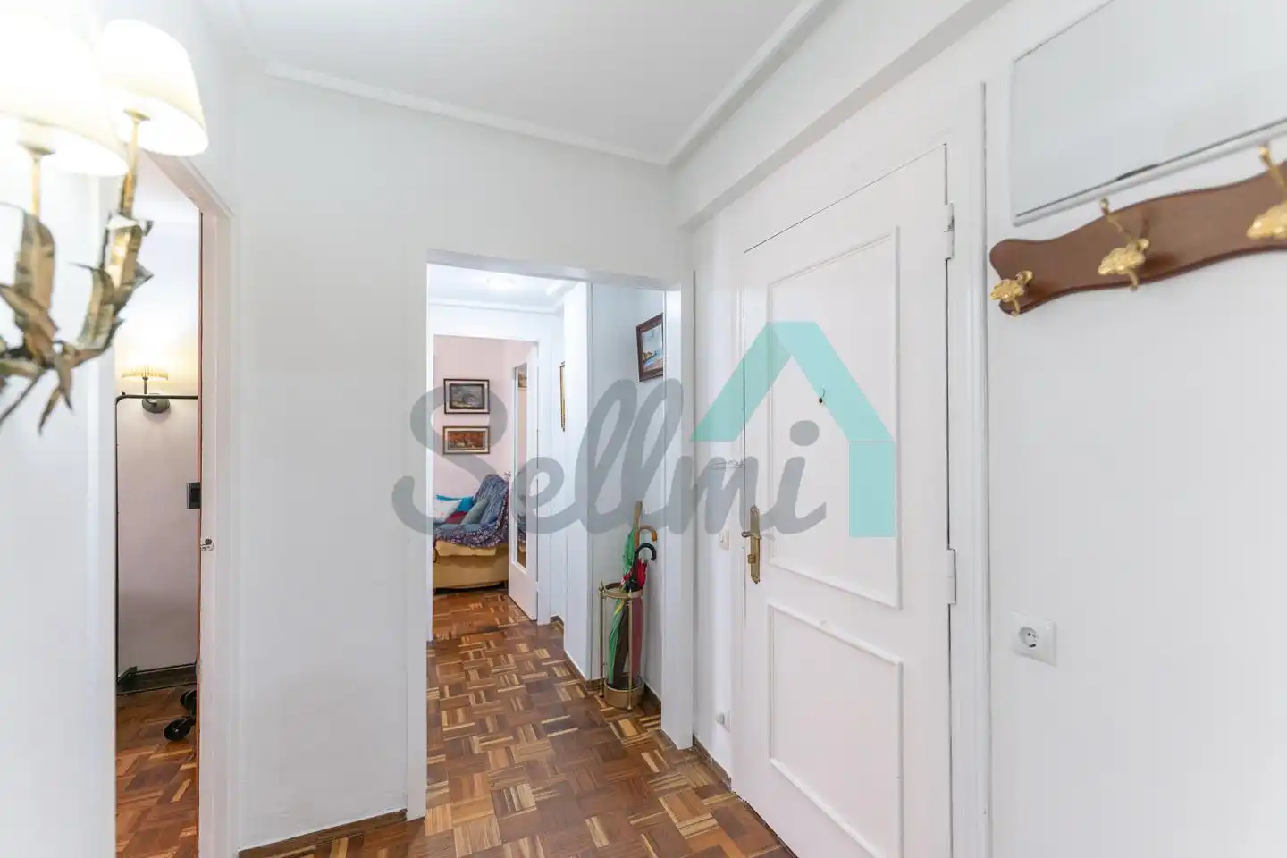 Piso de alquiler en Gijón  con Calefacción, Parquet y Amueblado
