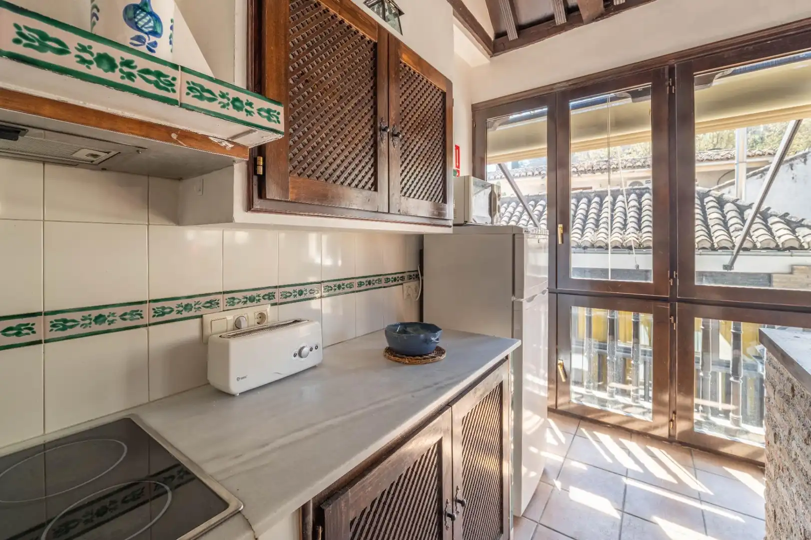 Kitchen of Buildings for sale in Granada