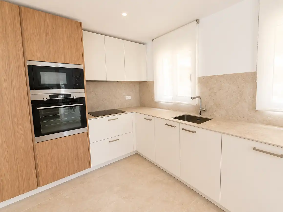 Cocina de Casa o chalet en venta en Altea con Aire acondicionado, Calefacción y Jardín privado