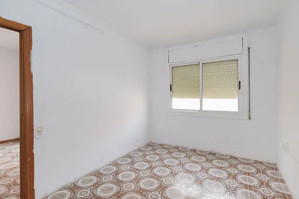 Habitación de Piso en venta en Badalona