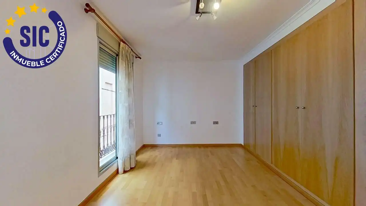 Schlafzimmer von Haus oder Chalet zur Miete in Chiva mit Heizung und Terrasse