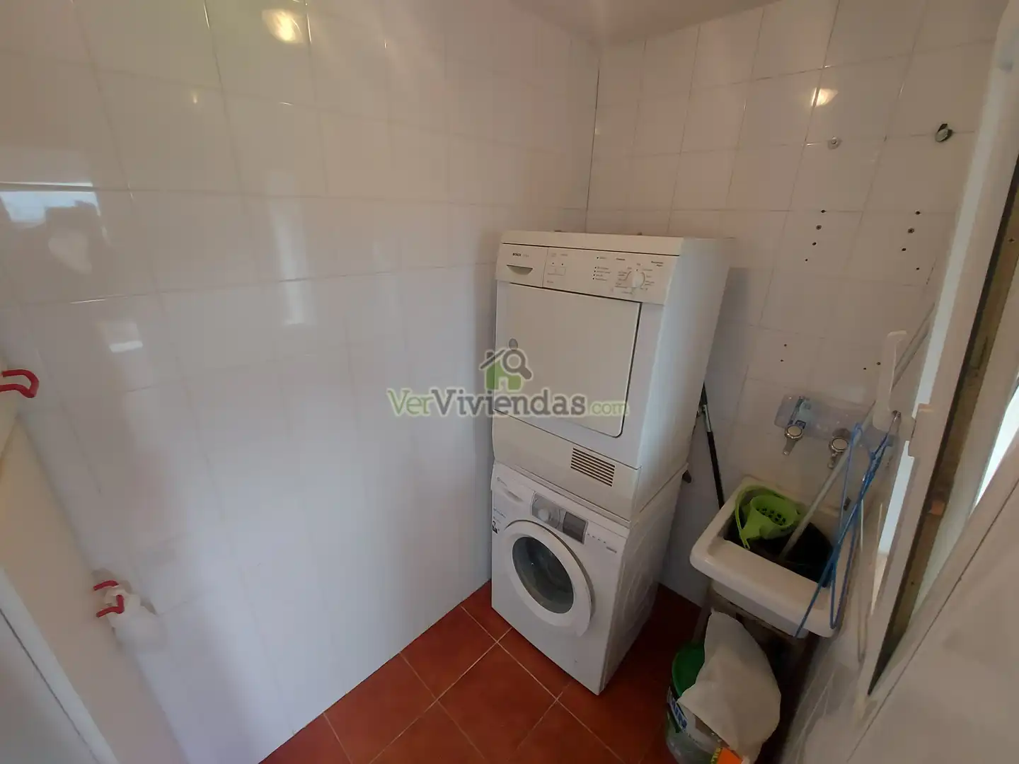 Cocina de Casa adosada en venta en Sant Llorenç d'Hortons con Aire acondicionado, Calefacción y Jardín privado