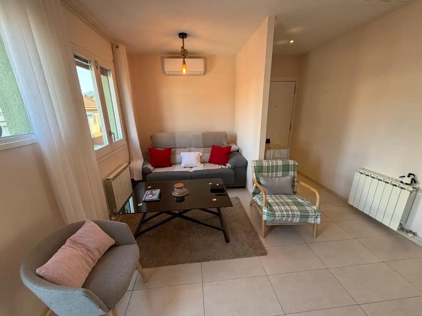 Living room of Flat for sale in Olot  with Heating and Balcony