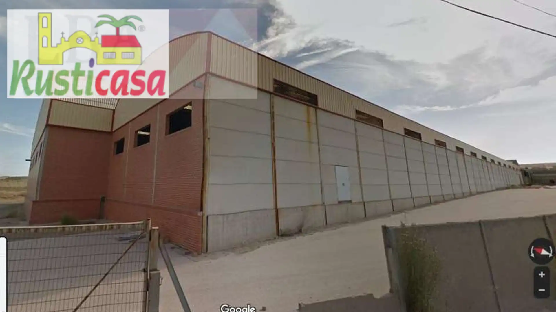 Vista exterior de Nave industrial en venta en Bailén
