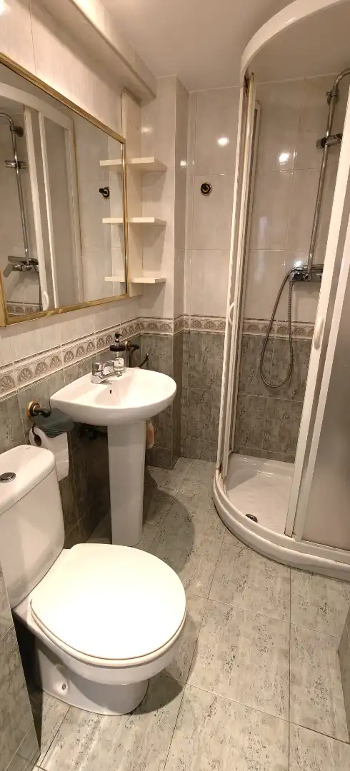 Bany de Pis en venda en Zaragoza amb Aire condicionat i Calefacció