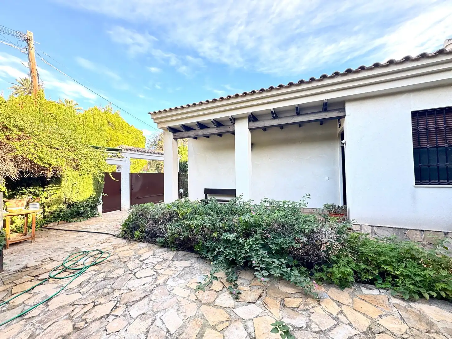 Exterior view of Houses for sale in Mutxamel  with Air Conditioner, Private garden and Terrace