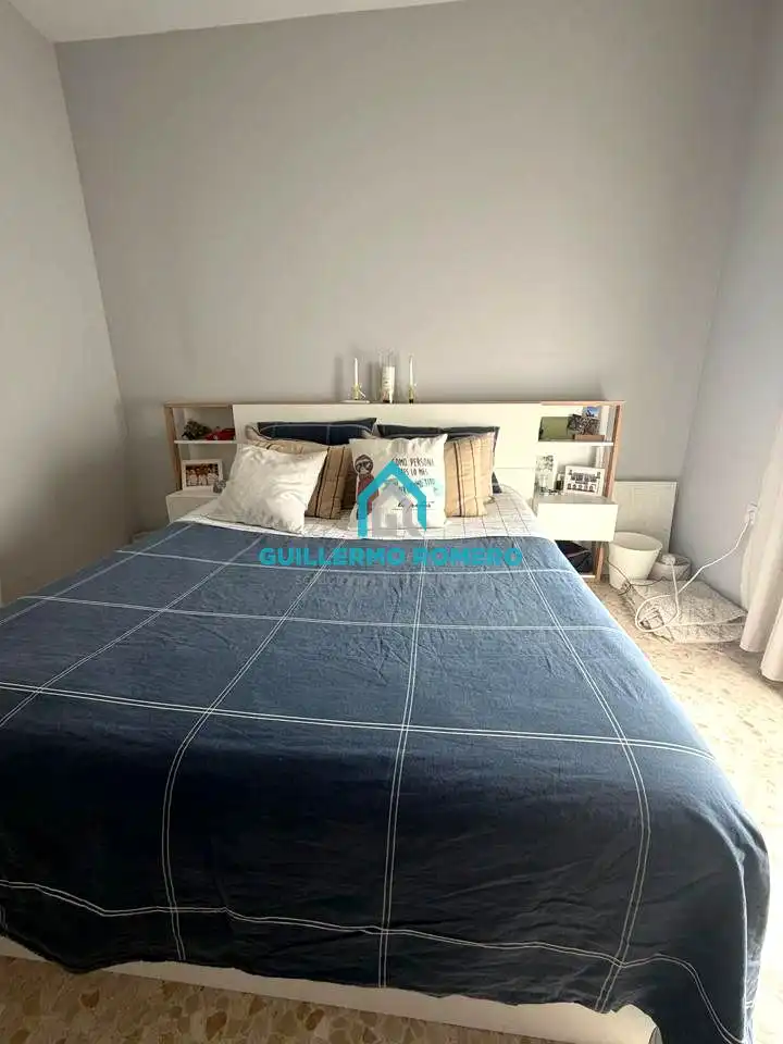 Habitación de Dúplex en venta en Coria del Río