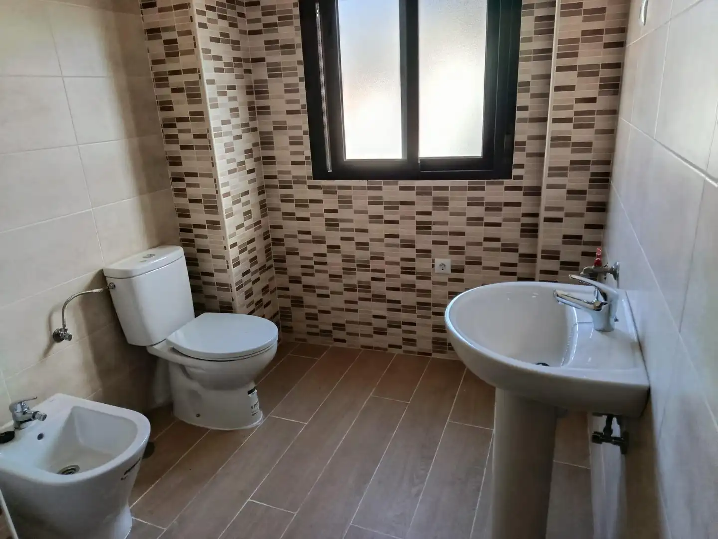 Bathroom of Duplexes for sale in Setenil de las Bodegas  with Terrace and Balcony
