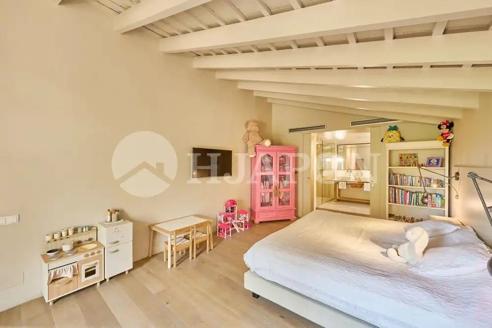Schlafzimmer von Haus oder Chalet zum Verkauf in Alella mit Klimaanlage, Heizung und Privatgarten