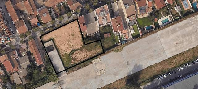 Terreno residencial en Venta en Carrer Carrer Sant Crist de la Grua en Montmeló