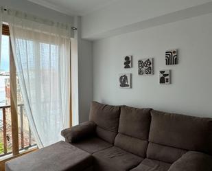 Sala d'estar de Apartament de lloguer en Puerto de la Cruz amb Balcó