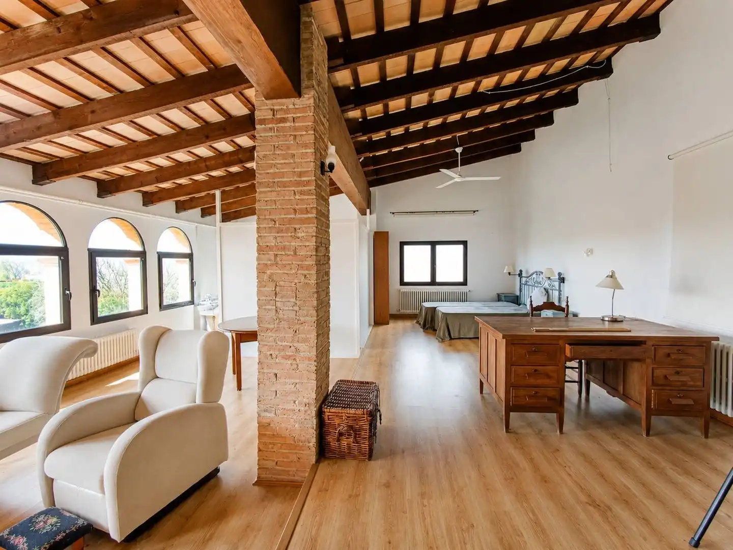 Wohnzimmer von Country house zum Verkauf in Forallac mit Heizung, Privatgarten und Terrasse