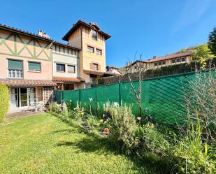 Jardí de Casa adosada en venda en Zuia amb Jardí privat