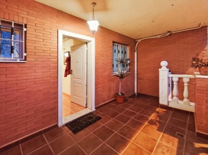 Casa o xalet en venda en  Almería Capital amb Jardí privat, Terrassa i Balcó