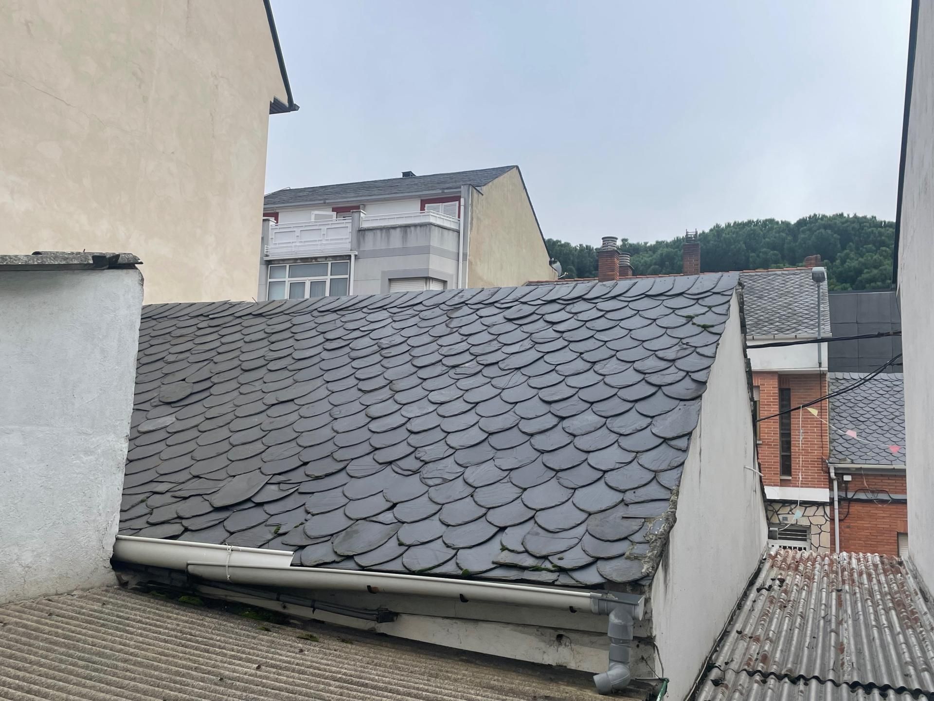 Exterior view of Single-family semi-detached for sale in Ponferrada  with Heating and Terrace