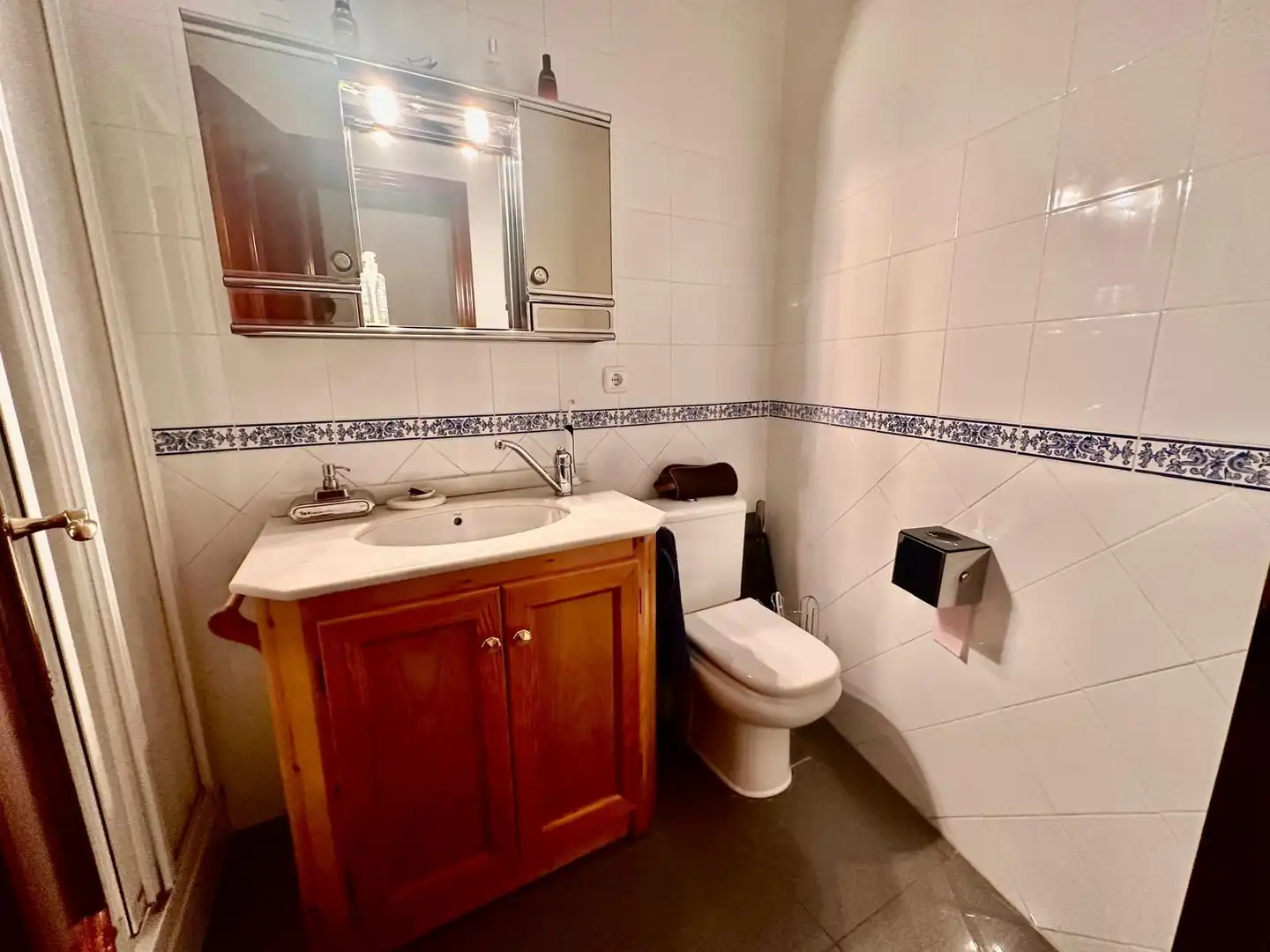 Baño de Piso en venta en Fuente Obejuna con Aire acondicionado y Terraza