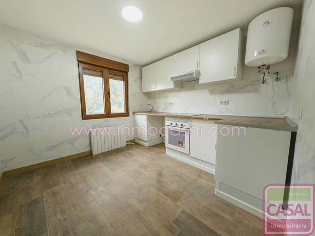 Casa-chalet en Venta en Sama