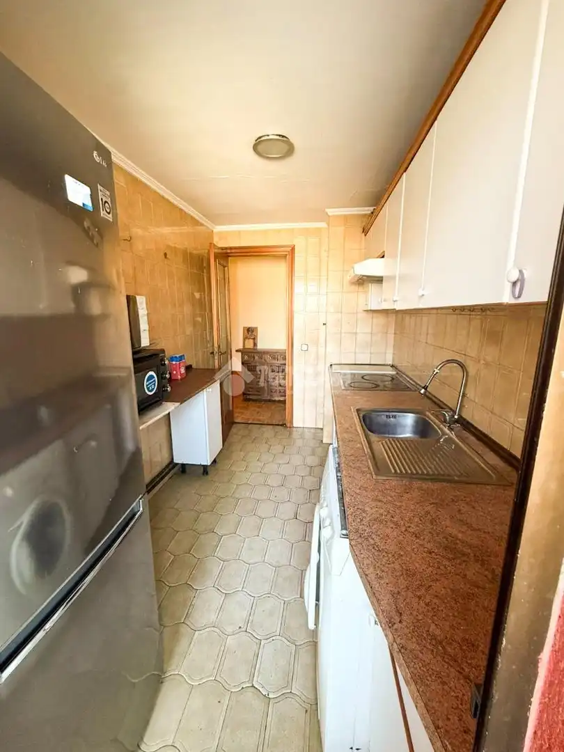 Cuina de Pis en venda en Madrid amb Calefacció, Parquet i Terrassa