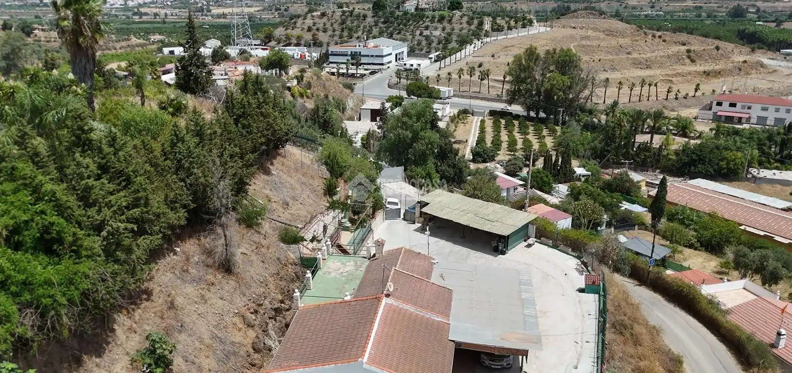 Vista exterior de Finca rústica en venda en Alhaurín de la Torre