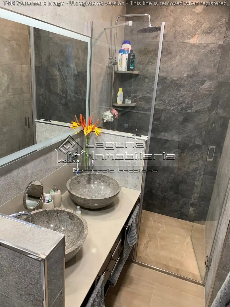 Badezimmer von Wohnung zum Verkauf in Cádiz mit Klimaanlage, Terrasse und Abstellraum