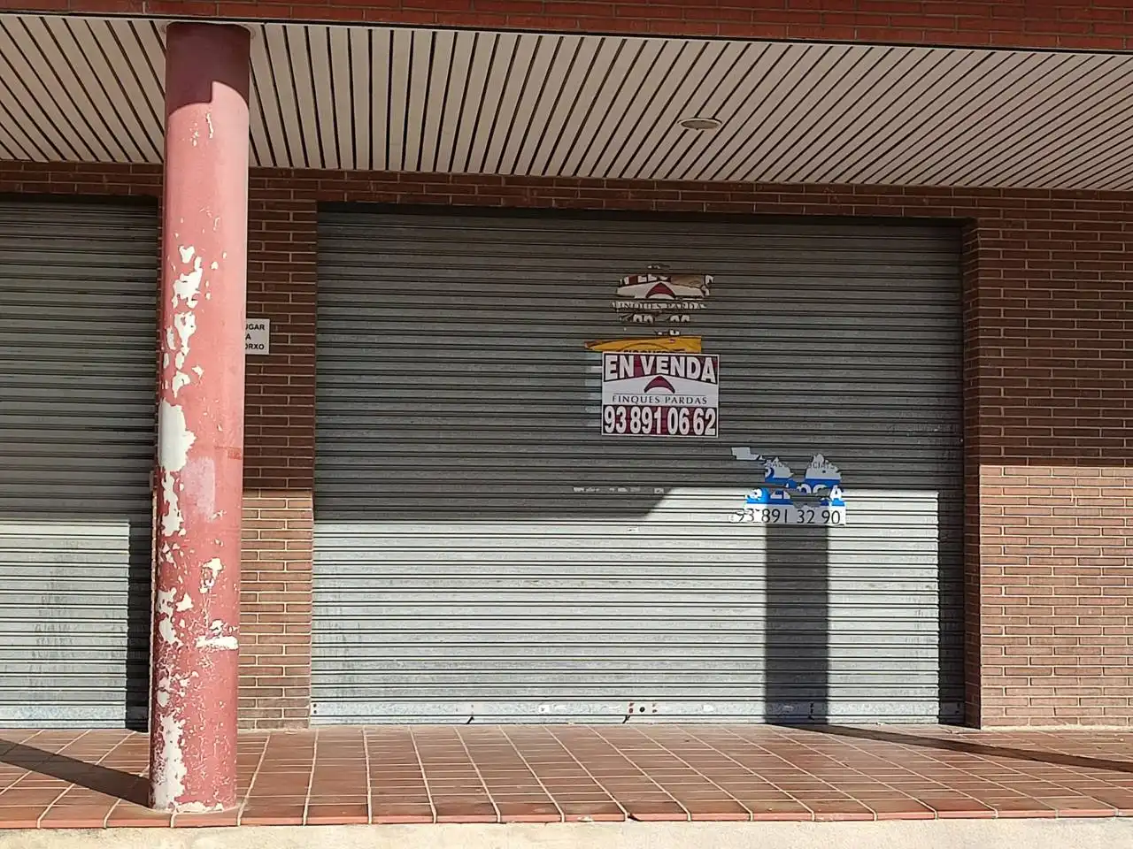 Gewerbefläche zum Verkauf in Calle Plaça Joan Casanovas