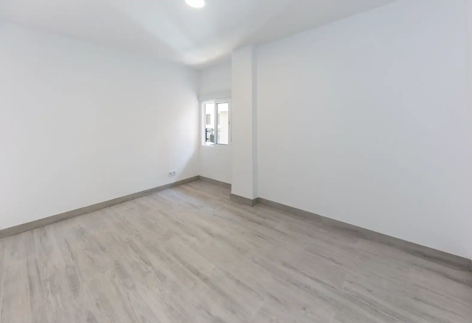 Habitación de Apartamento en venta en Marbella con Aire acondicionado, Calefacción y Terraza