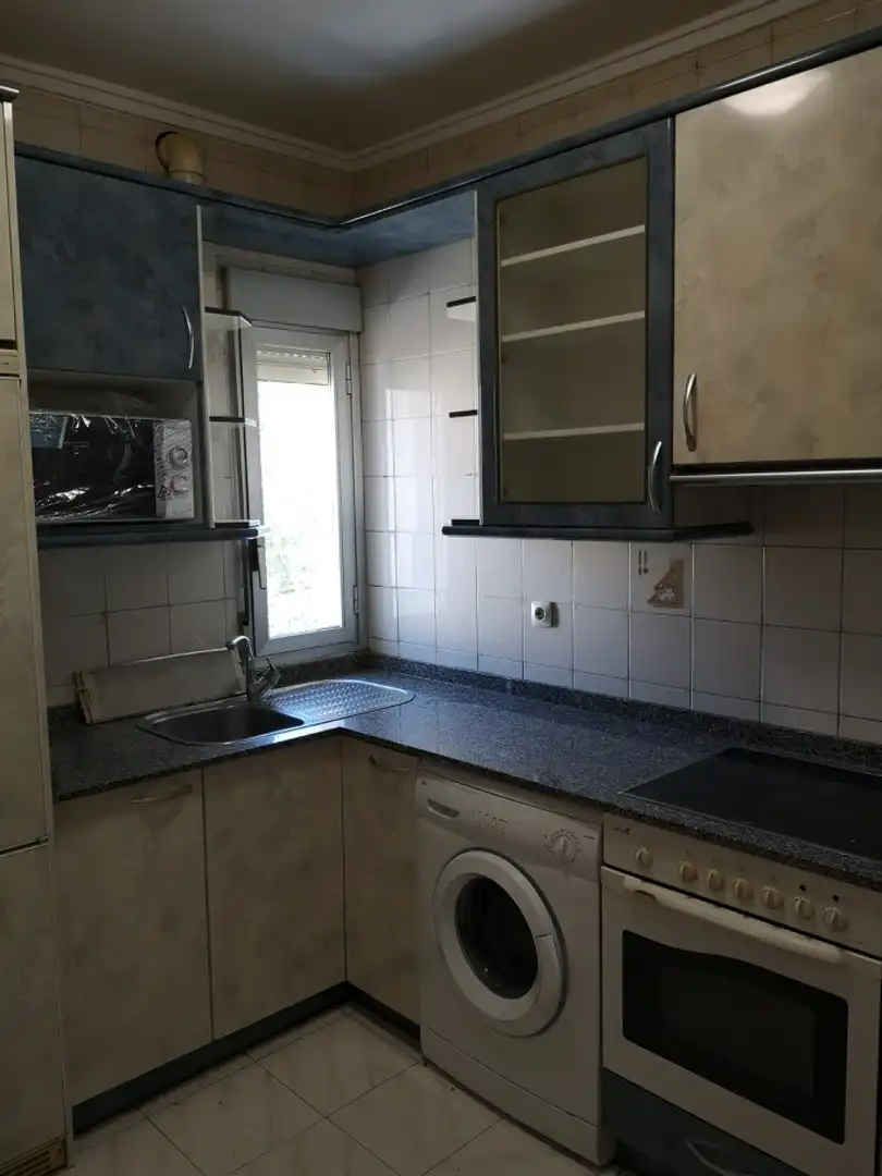 Cocina de Piso en venta en Navarrete con Calefacción, Parquet y Balcón