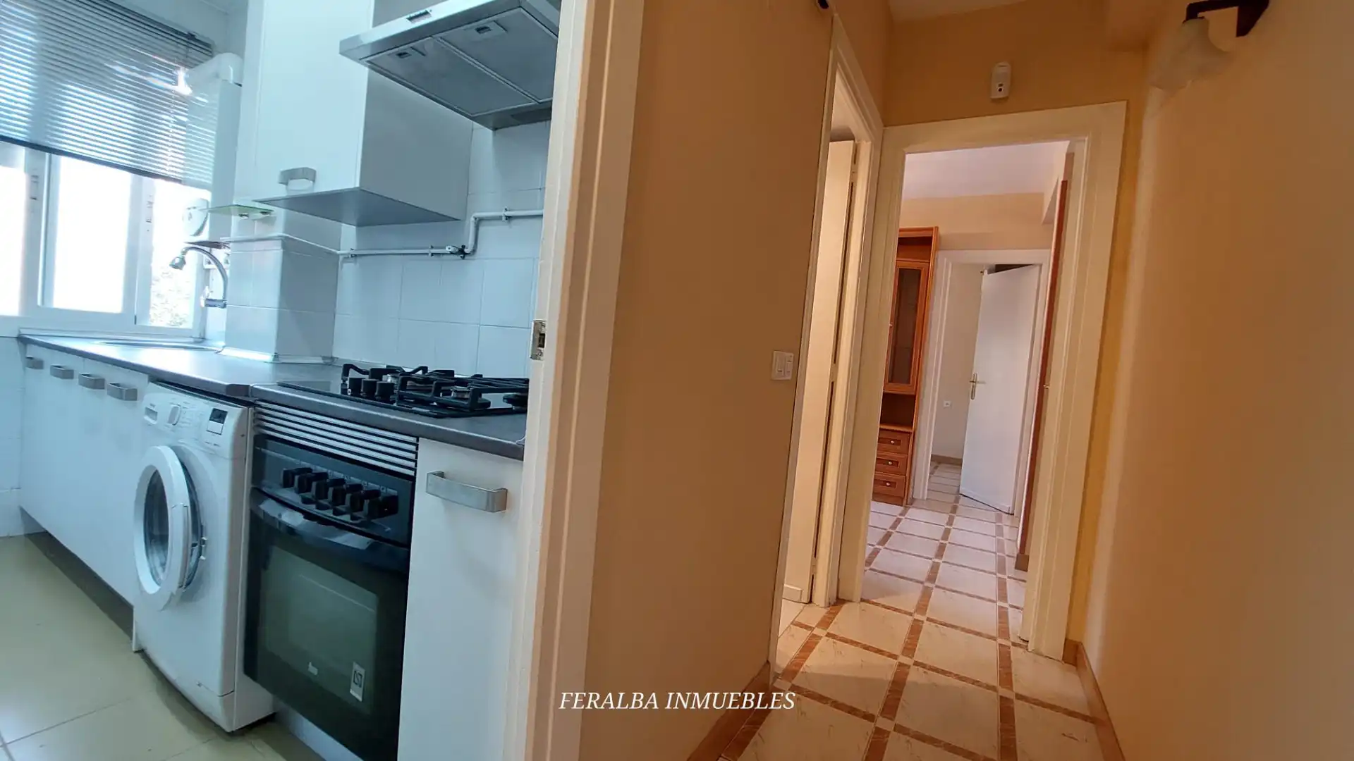 Küche von Wohnung zum Verkauf in Madrid mit Klimaanlage, Heizung und Terrasse