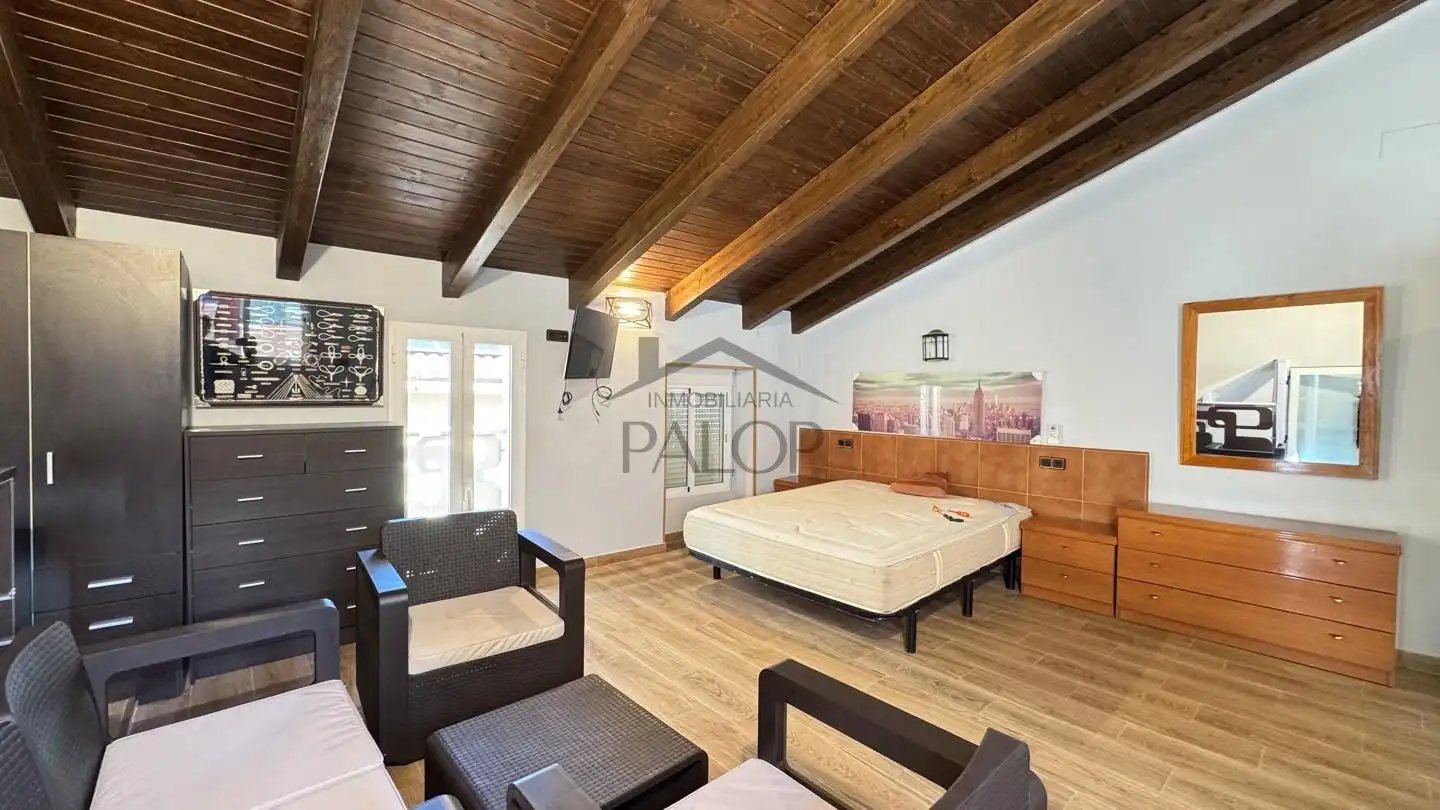 Sala d'estar de Casa o xalet en venda en Carcaixent amb Aire condicionat, Terrassa i Traster